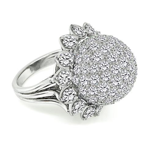 Round Cut Diamond 18k White Gold Flower Ring