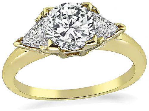 Round Cut Diamond 14k Yellow Gold Engagement Ring