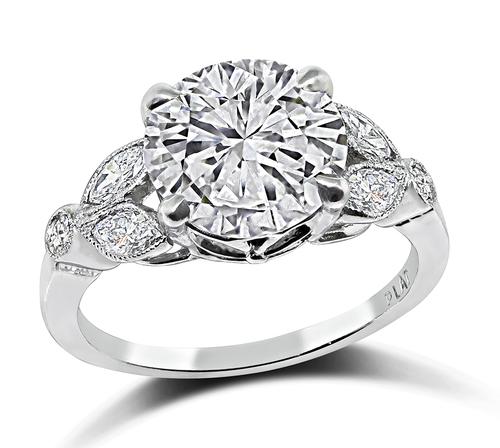 Round Brilliant Cut Diamond Platinum Engagement Ring