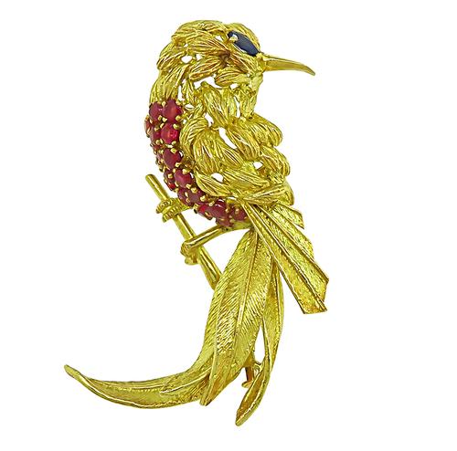 Round Cut Ruby 18k Yellow Gold Bird Pin