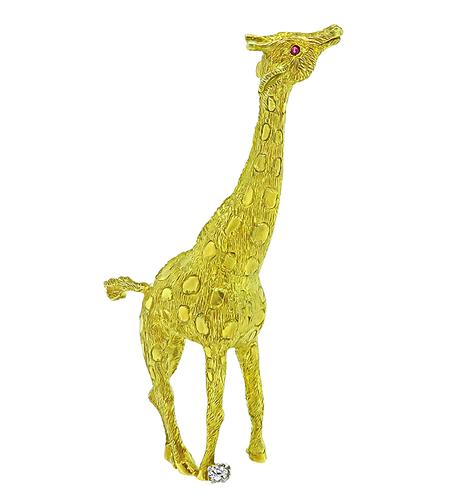 Round Cut Diamond 18k Yellow Gold Giraffe Pin