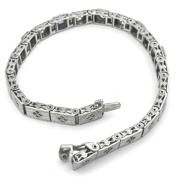 0.30ct diamond sapphire white gold filigree bracelet front view photo