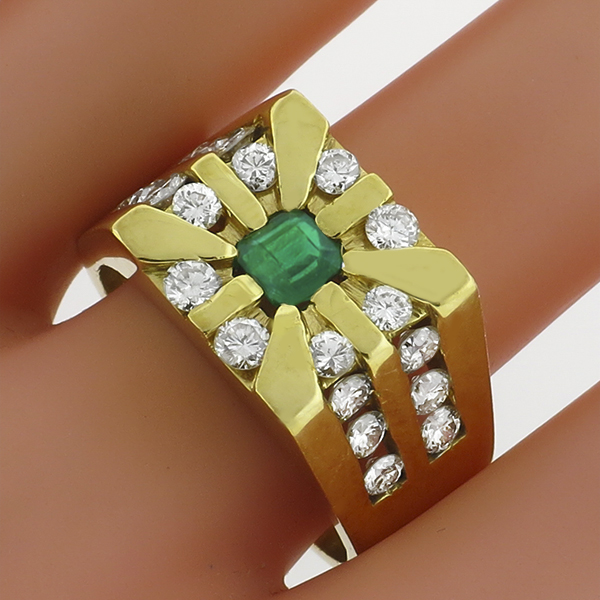 emerald diamond 18k yellow gold ring 1