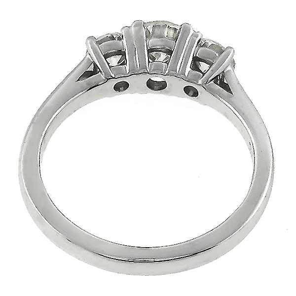 18k white  gold  3 stone diamond ring 1