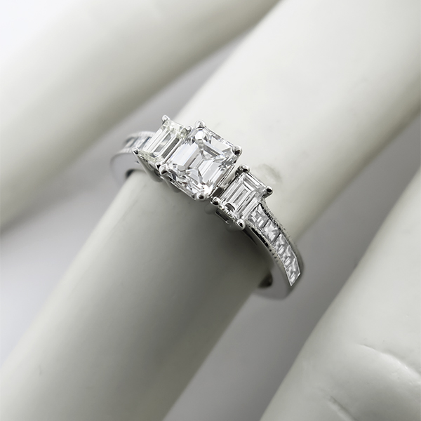 14k white gold diamond engagement ring 1