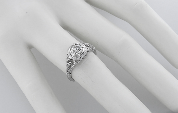 0.70ct diamond engagement ring photo 1