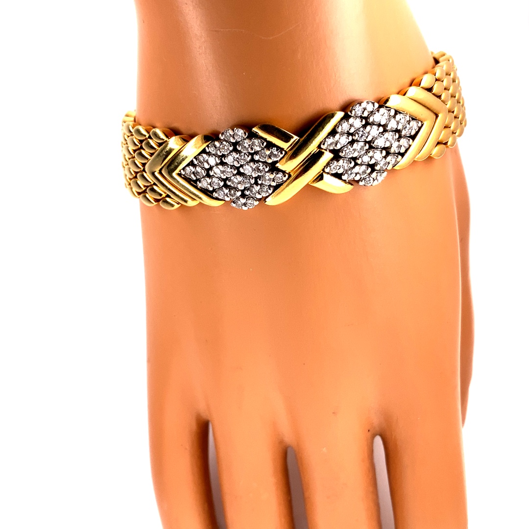 Flexible Bracelet With Diamonds and 18k Yellow Gold