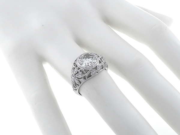 2.27ct diamond engagement ring photo 1