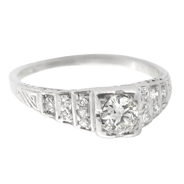 platinum engagement ring 1