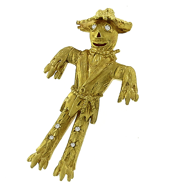 diamond 18k yellow gold scarecrow pin 1