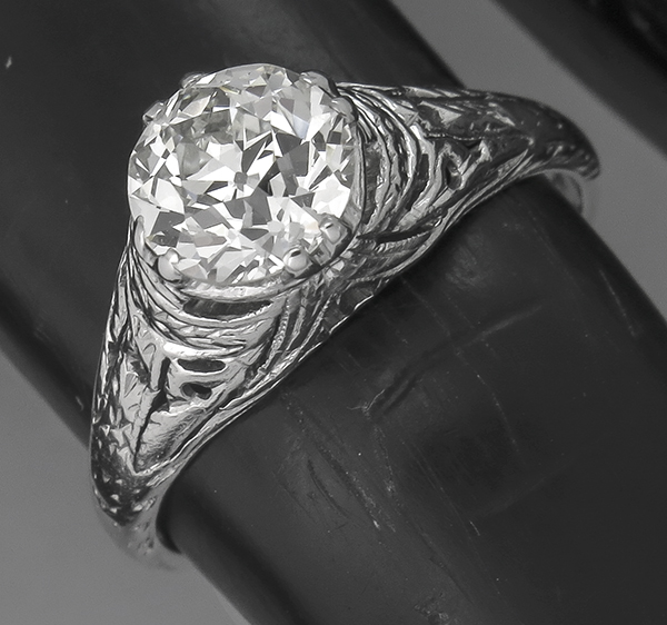 vintage 1.23ct diamond platinum engagement ring 3/4 view photo