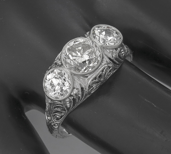 edwardian 2.82ct diamond platinum anniversary ring photo