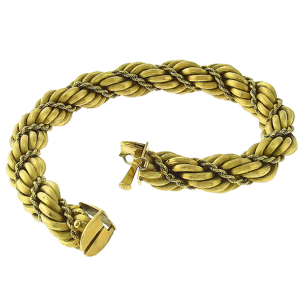18k yellow gold bracelet  1