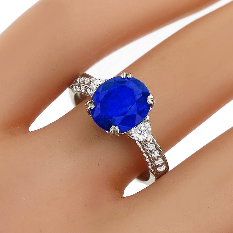 3.12ct Sapphire 0.55ct Diamond Platinum Ring