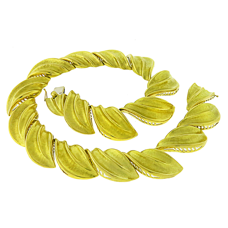 Estate 18k Yellow Gold Leaves Necklace