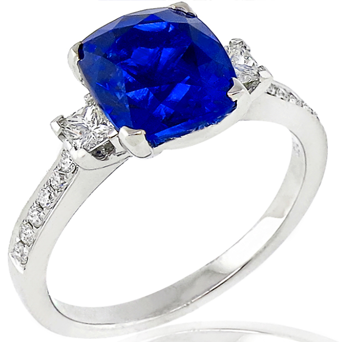 3.27ct Ceylon Sapphire 0.40ct Diamond Gold Ring