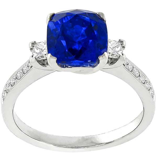 3.27ct Ceylon Sapphire 0.40ct Diamond Gold Ring