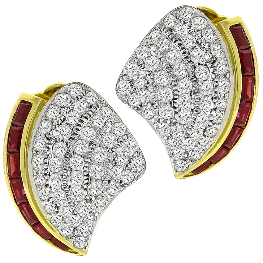 Estate 3.00ct Round Brilliant Diamond 1.00ct Baguette Cut Ruby 18k Yellow Gold Earrings