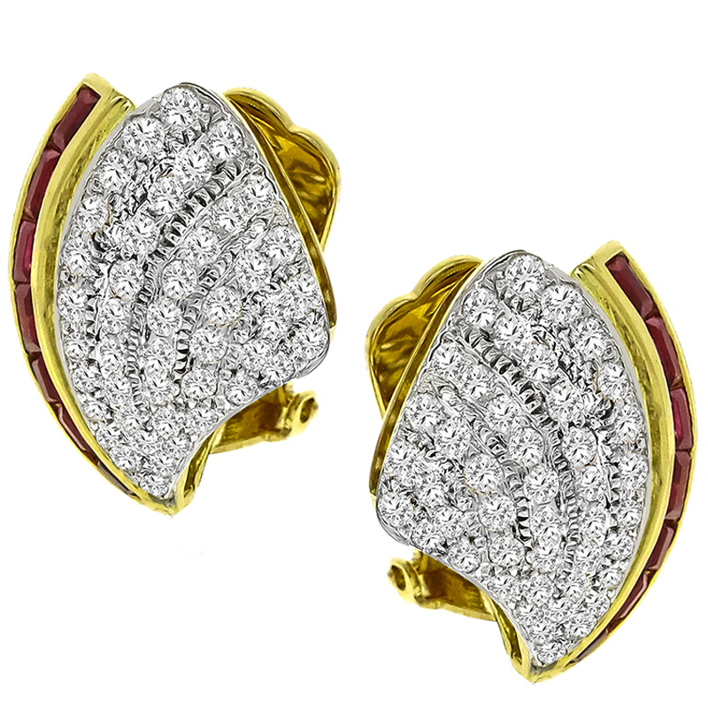 Estate 3.00ct Round Brilliant Diamond 1.00ct Baguette Cut Ruby 18k Yellow Gold Earrings