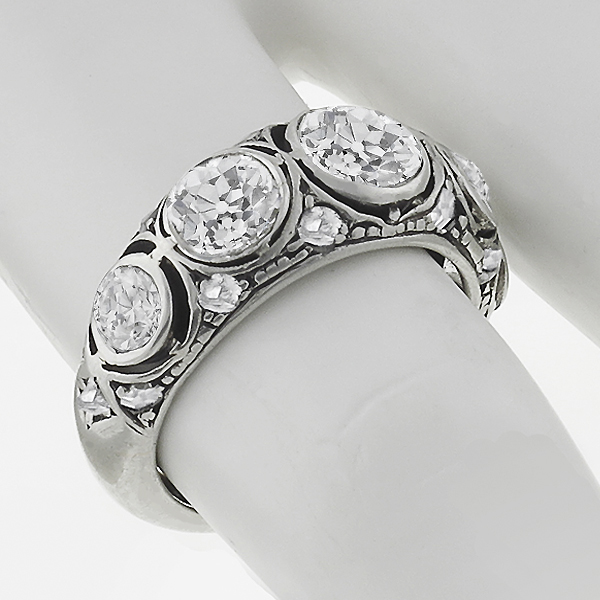 antique diamond silver ring 1