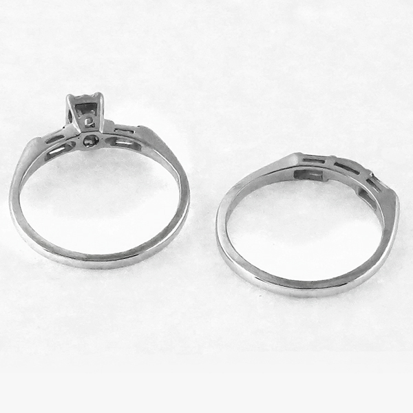  14k white gold diamond engagement ring and wedding band set 1