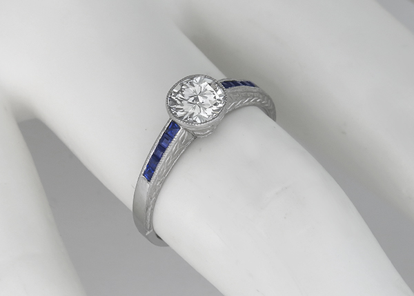 vintage 0.72ct diamond 0.30ct sapphire engagement ring photo 1