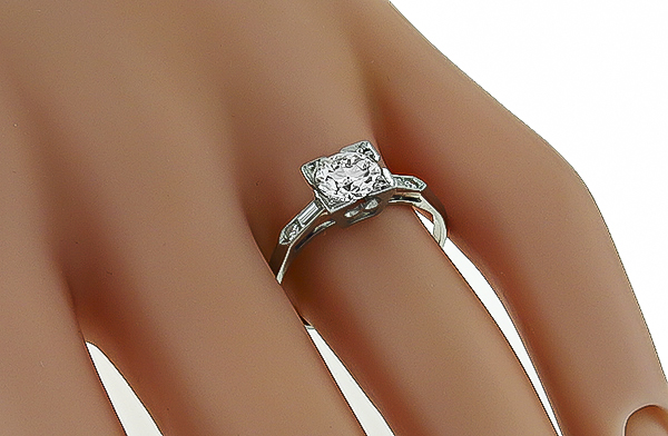 Vintage 0.80ct Diamond Engagement Ring Photo 1