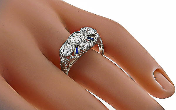 Vintage 1.65ct Diamond Sapphire Ring Photo 1