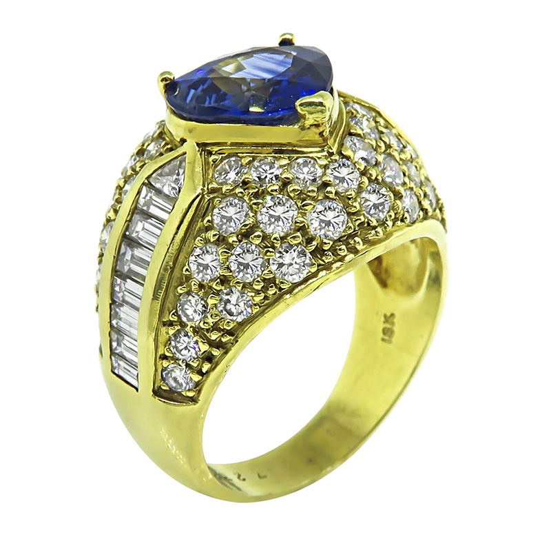 18k Yellow Gold Diamond Sapphire Ring