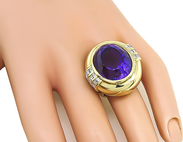 Estate 20.00ct Amethyst 1.00ct Diamond Gold Cocktail Ring