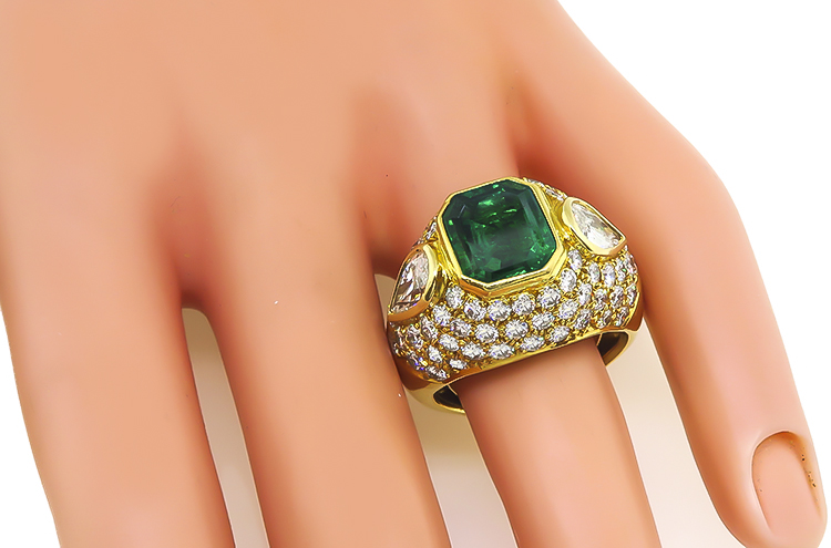 Estate 3.50ct Colombian Emerald 3.00ct Diamond Gold Ring