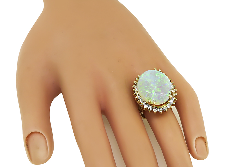 Estate 11.58ct Opal 1.50ct Diamond Gold Ring