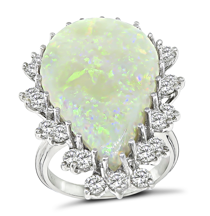 1970s Opal 1.90ct Diamond Ring