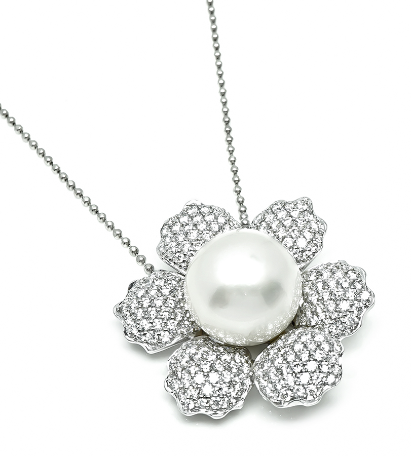 Estate 4.00ct Diamond Pearl Flower Pendant Necklace