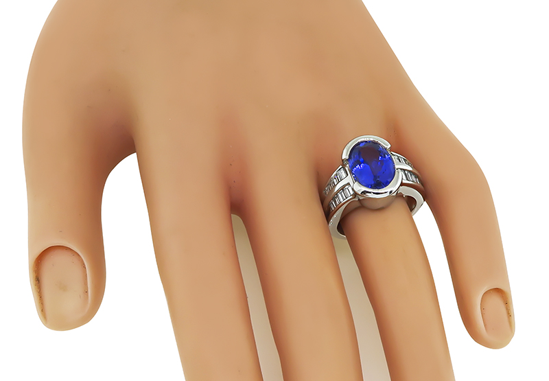 Estate 6.00ct Tanzanite 1.00ct Diamond Gold Ring