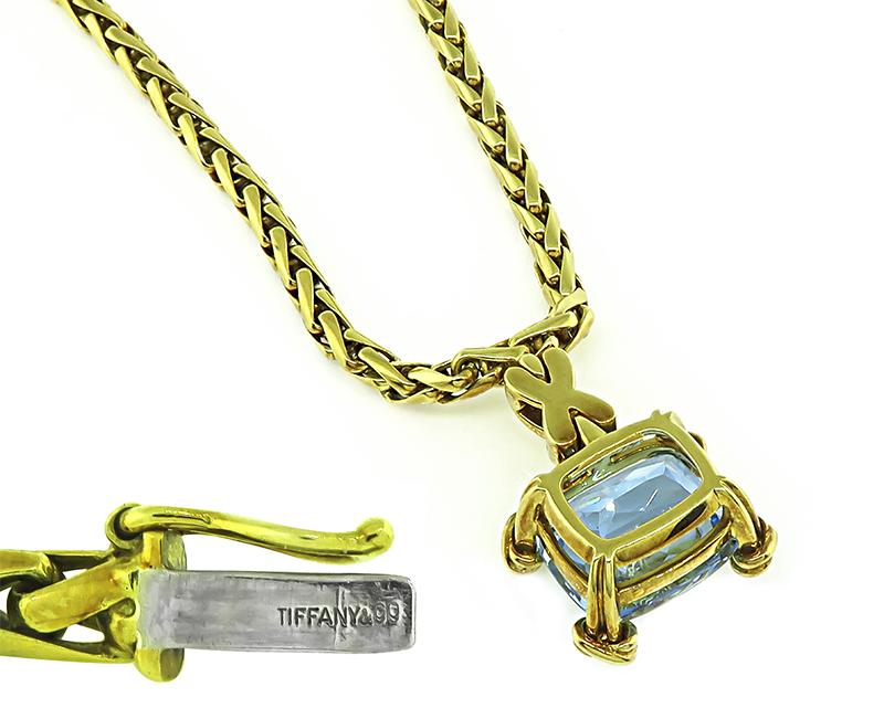 Estate Tiffany & Co 12.00ct Aquamarine Gold Pendant Necklace