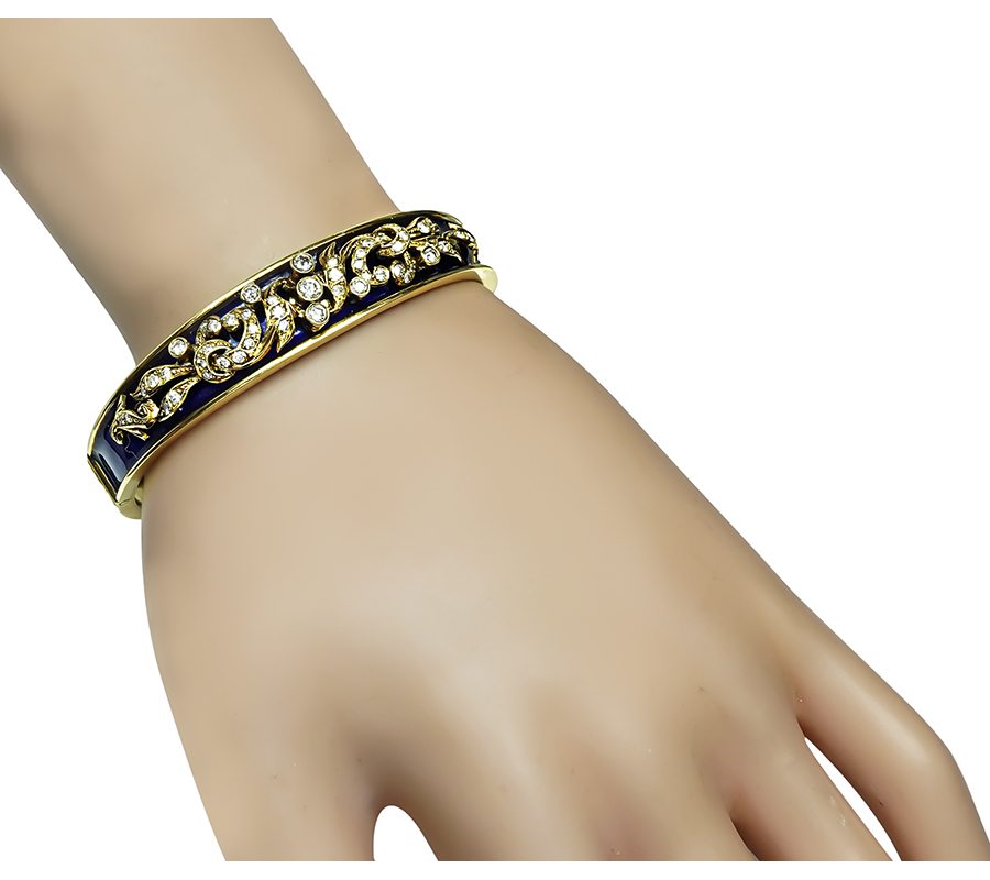 Vintage 1.00ct Diamond Enamel Gold Bangle